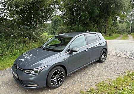 VW Golf Volkswagen 1.5 TSI OPF 96kW Style Style