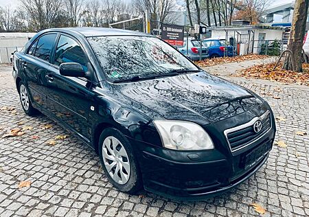 Toyota Avensis 2.0 Executive Liftback