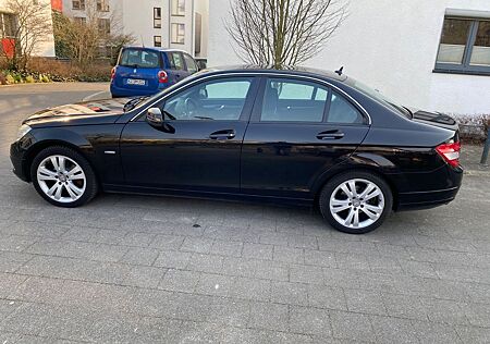 Mercedes-Benz C 180 Kompressor Neuer TÜV März 27