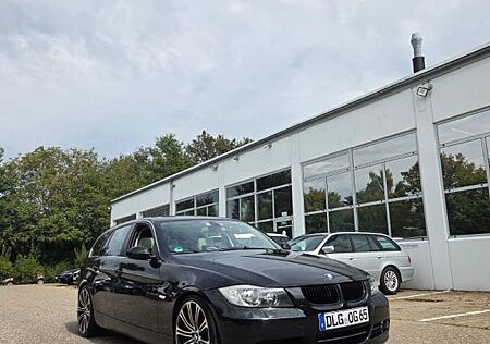 BMW 325xi touring -