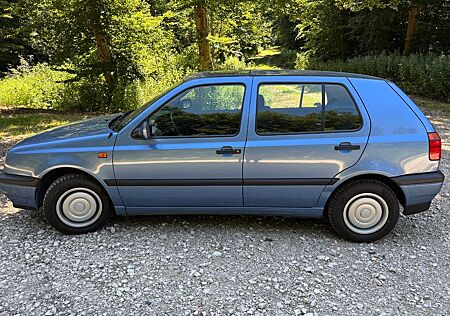 VW Golf Volkswagen 1.8 GL Auto GL