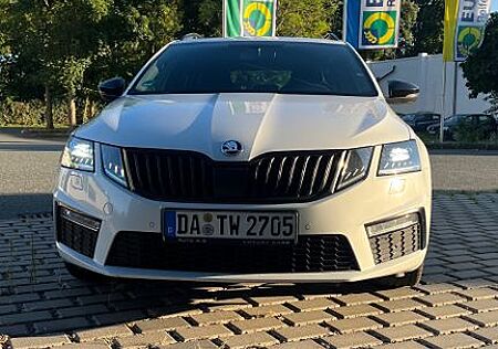 Skoda Octavia 2.0 TDI SCR DSG 4x4 RS Combi RS