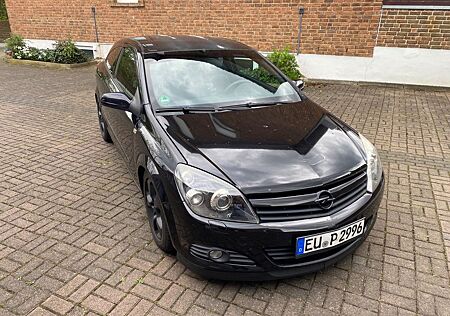 Opel Astra H GTC 1.8