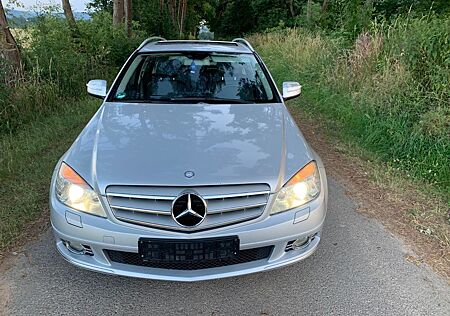 Mercedes-Benz C 320 CDI 4MATIC T AVANTGARDE Autom. Avantgarde