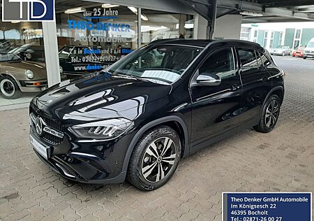 Mercedes-Benz GLA 180 Night Progressive Advanced
