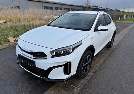 Kia XCeed 1.6 GDI Business Line Hybrid Automatik