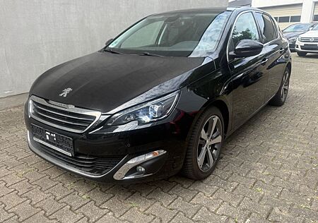 Peugeot 308 Allure,Panorama,Navi,LED-Scheinwerfer,PDC,