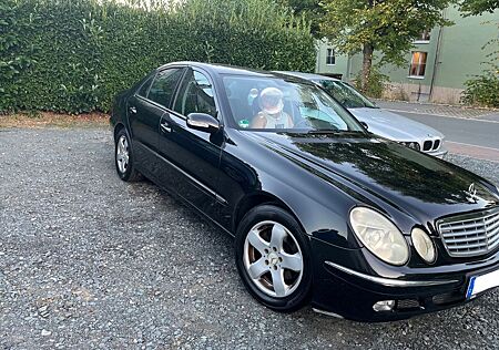 Mercedes-Benz 240