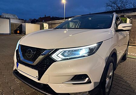 Nissan Qashqai 1.2 DIG-T Xtronic Panorama TOP Gepflegt