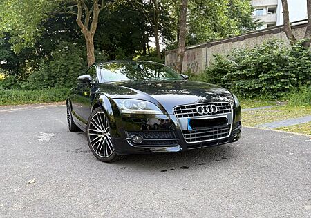 Audi TT Coupe 1.8 TFSI / Navi/Bose-Sound/19"/MRide