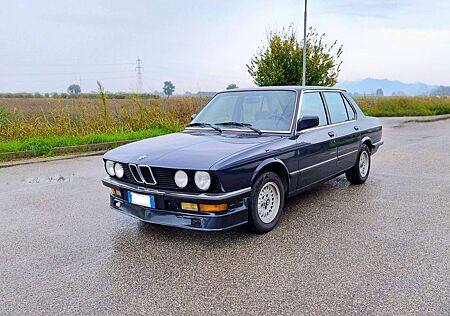 BMW 528i e28