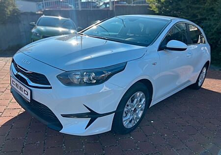 Kia Cee'd CEED_5 1.5T DCT7 VIS NAV KOM+ BENZIN 140 PS