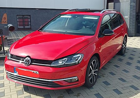 VW Golf Volkswagen 1.6 TDI Variant Join+AHK+LED+Kamera+Pano