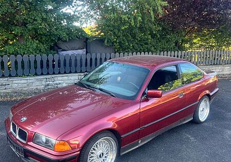 BMW 318iS Coupe H-Zulassung