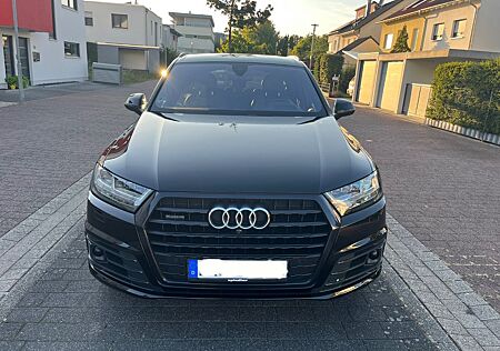Audi Q7 - S-Line Bose HeadUp StandHZ Matrix Luft