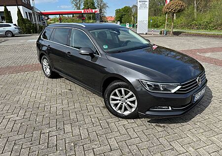 VW Passat Variant Volkswagen 2.0 TDI SCR DSG Comfortline V...