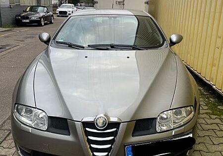 Alfa Romeo GT 2.0 JTS Distinctive