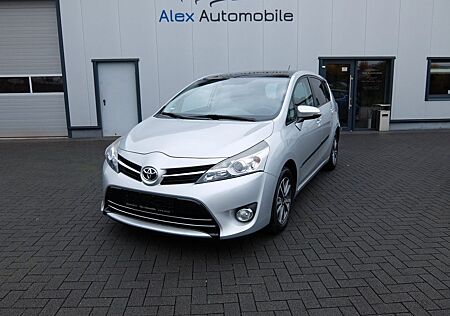 Toyota Verso Life 2.0 d 1.Hand Navi Kamera PANO AHK Eu5