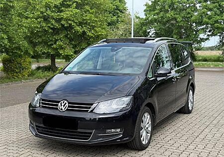 VW Sharan Volkswagen 2.0 TDI DSG Pano Highline Top Zustand.!!!