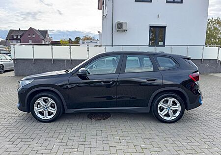 BMW iX1 30 xDrive*AUT/360cam/TEMP/VIRT/SHZ/HEAD-UP