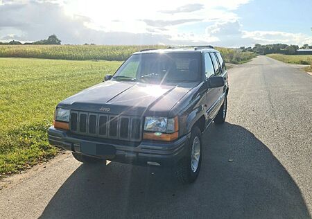 Jeep Grand Cherokee Limited 5.2 Auto Limited