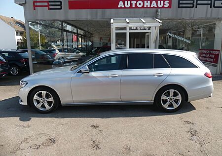 Mercedes-Benz E 220 E T-Modell Automatik
