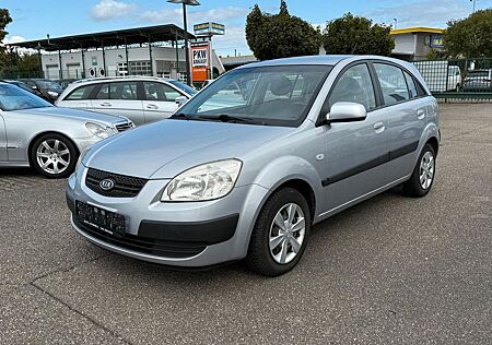 Kia Rio 1.4 EX/KLIMA