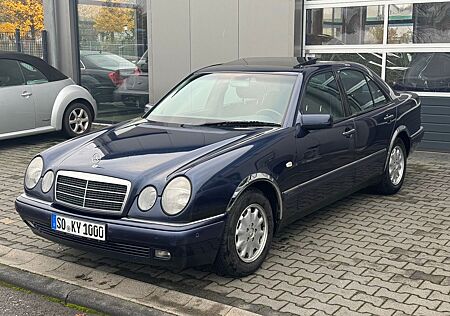 Mercedes-Benz E 240 ELEGANCE AUTOMATIK SCHIEBEDACH TÜV DEKRA25