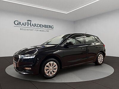 Skoda Fabia 1.0 TSI Essence LED Einparkhilfe hinten
