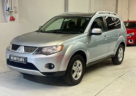 Mitsubishi Outlander 2.4 Invite*KLIMAAUTO*AHK*TÜV 04/2027