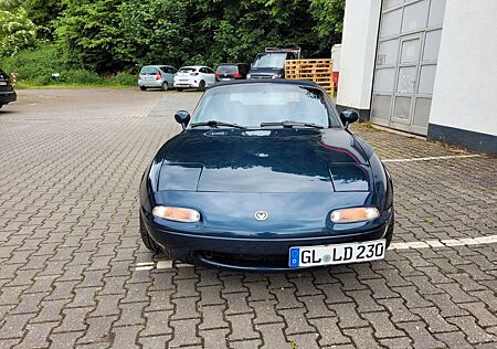 Mazda MX-5 1.9 -