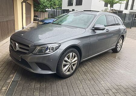 Mercedes-Benz C 220 T d 4Matic Avantgard LED NAVI SHZG AHK ACC