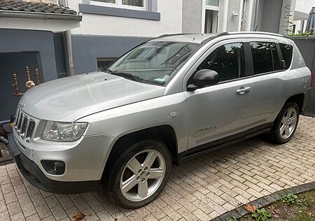Jeep Compass gebraucht kaufen Jeep Compass Limited 4x4 CRD