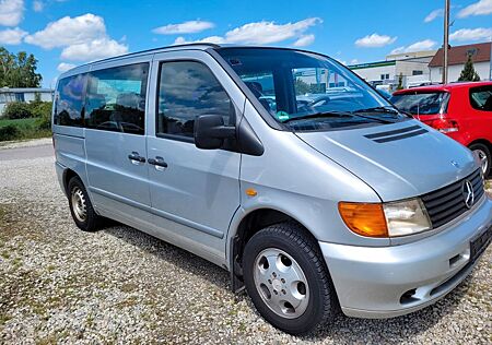 Mercedes-Benz Vito 114 Klima/9 Sitze/AHK/TüV !!