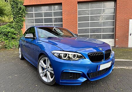 BMW 240 M240i Coupé - Estorilblau - ohne OPF -