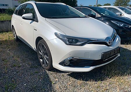 Toyota Auris Touring Sports
