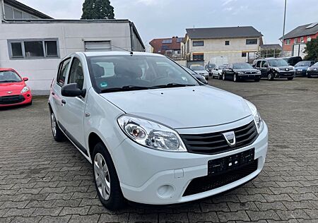 Dacia Sandero Eco*Klima*Zahnriemen/TÜV /Service NEU*