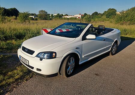 Opel Astra Cabrio 2.0 - satinweiß, Sommerfahrzeug