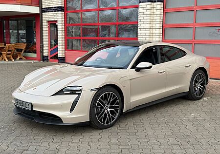 Porsche Taycan RHD RECHTSLENKER, PRODUCTION 2021