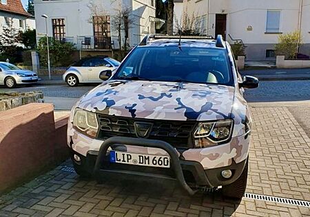Dacia Duster dCi 110 4x4 Prestige NAVI ,AHK,Camouflag