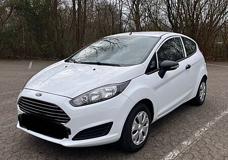 Ford Fiesta 1,25 44kw Rentnerfahrzeug