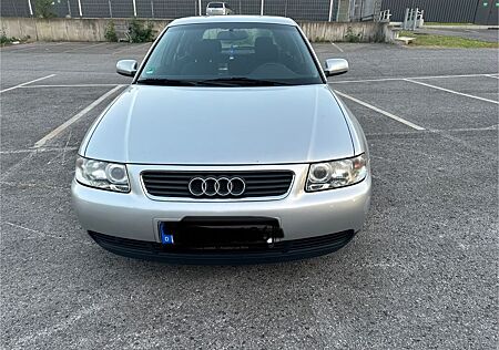 Audi A3 1.6 Ambiente Ambiente