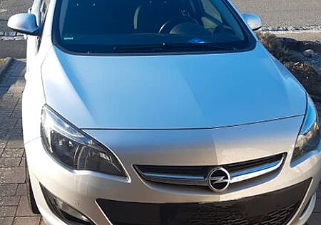 Opel Astra Sports Tourer 1.4 16V Turbo Scheckheft TüV