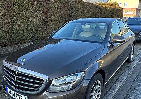 Mercedes-Benz C 200 EXCLUSIVE EXCLUSIVE