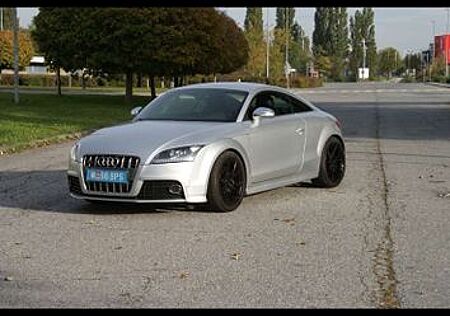 Audi TTS Coupe 2.0 TFSI S tronic quattro -