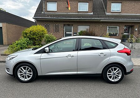 Ford Focus 1,0 EcoBoost 92kW Business Business