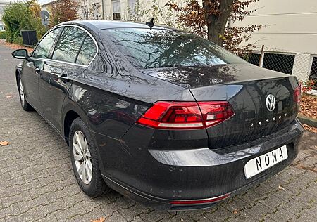 VW Passat Volkswagen 1.6 TDI/Komfortline/DSG/Netto 13500