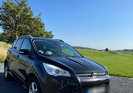 Ford Kuga 2,0 TDCi 4x4 120kW SYNC Edition PowerSh...