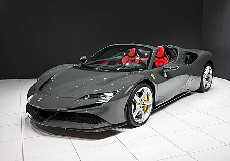 Ferrari SF90 Spider *Lift*AFS*Carbon*RacingSeats*MY2024