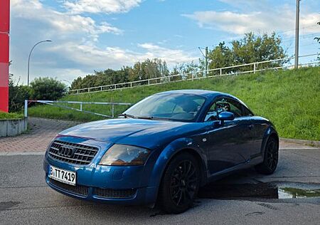 Audi TT 8N - Sonderausstattung (TÜV NEU)